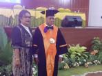 Dilantik-Jadi-Guru-Besar-Prof-Petrus-Kase-Momen-Bahagia-dan-Membanggakan.jpg