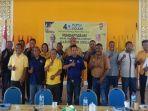 Foto-bersama-pengurus-Golkar-dan-NasDem-usai-membahas-koalisi-kedua-partai.jpg