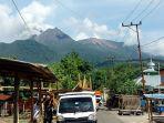 Gunung-Lewotobi-di-Kabupaten-Flores-Timur.jpg