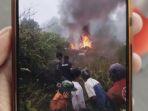 Helikopter-Jatuh-dan-Terbakar-di-Bandung.jpg