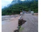 Jembatan-Termanu-di-Desa-Manubelob-Amfoang-Barat-Daya-yang-mulai-miring.jpg