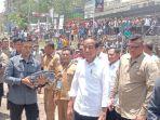 Jokowi-di-pasar-Kefamenanu.jpg