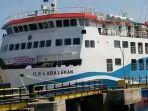 KMP-Ile-Labalekan-berlayar-dari-Lewoleba-ke-Kupang.jpg
