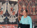 Kain-tenun-Sumba-garuda.jpg