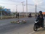 Kecelakaan-lalu-lintas-terjadi-di-depan-Bandara-Udara-A-A-Bere-Tallo-Kabupaten-Belu.jpg