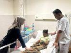 Kepala-BPJS-Kesehatan-Atambua-dr-Sarwika-saat-mengunjungi-Syahidah-Fazila-Nurdin-5.jpg