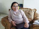 Kepala-Dinas-Ketenagakerjaan-Transmigrasi-Koperasi-dan-UMKM-Manggarai-Barat-Theresia-Asmon.jpg