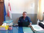 Kepala-Sekolah-SMKN-8-Kupang-Drs-Yehezkiel-Thobias-Ledoh.jpg