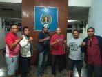 Kontingen-Porwanas-2024-Kalsel-foto-bersama-usai-pelepasan-oleh-Ketua-PWI-NTT.jpg