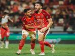 Laga-Bali-United-vs-Borneo-FC-di-Liga-1-Malam-Ini-Adu-Strategi-Stefano-Cugurra-dan-Pieter-Huistra.jpg