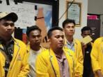 Mahasiswa-IAKN-Kupang-demo.jpg