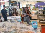 Pameran-buku-Gramedia.jpg