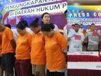 Pasangan-Lesbi-Bunuh-Balita.jpg