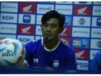 Pelatih-sementara-Persib-Yaya-Sunarya.jpg