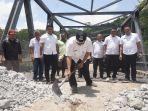 Peletakan-batu-pertama-pembangunan-ruas-jalan-Sp-Golo-Mongkok-manggarai-timur.jpg