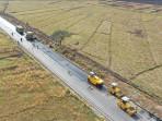 Pengerjaan-rehabilitasi-Jalan-Maliana-Timor-Leste-oleh-HK.jpg