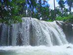 Pesona-air-terjun-Oefamba-di-Kabupaten-Rote-Ndao.jpg
