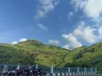 Pesona-hijau-sabana-Bukit-Kajuwulu-Kabupaten-Sikka-Flores-NTT.jpg