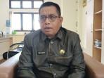 Plt-Asisten-II-Sekda-TTS-Apris-A-Manafe-saat-diwawancarai-POS-KUPANGCOM.jpg