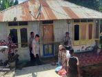 Polisi-sedang-melakukan-olah-tempat-kejadian-perkara-di-lokasi-pembunuhan-Desa-Woloria-sikka.jpg