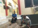 Pose-MK-didampingi-keluarga-saat-mendatangi-kantor-Polres-Timor-Tengah-Utara.jpg