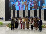 Pose-bersama-PGIW-dengan-Gubernur-NTT.jpg