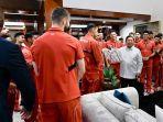 Pose-para-pemain-Timnas-Indonesia-saat-diundang-Presiden-Prabowo-Subianto.jpg