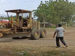 Proyek-pengerjaan-jalan-di-Kabupaten-Lembata.jpg