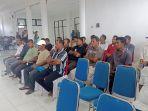 Puluhan-nelayan-yang-tergabung-dalam-Aliansi-Nelayan-Teluk-Lewoleba.jpg