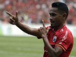 Ramdani-Lestaluhu-saat-memperkuat-Persija-Jakarta.jpg