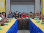Rapat-bahas-soal-Ranperda-tentang-Perubahan-APBD-Kabupaten-Rote-Ndao-TA-2025.jpg