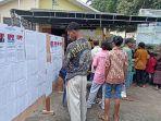 Ratusan-warga-di-Desa-Hikong-Kecamatan-Talibura-Kabupaten-Sikka-NTT.jpg