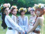 Red-Velvet-cosmic-2.jpg