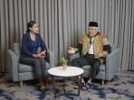 Rektor-UT-Podcast-Pos-Kupang-di-harper-Hotel.jpg