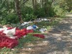 Sampah-di-Trans-Flores.jpg