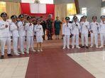 Simon-Nahak-foto-bersama-dengan-para-kepala-desa.jpg