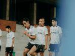 Skuad-Bali-United-FC-hingga-saat-ini-masih-menjalani-latihan.jpg