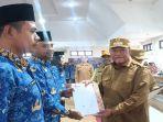 Suasana-Penyerahan-SK-kepada-CPNS-Wilayah-Pemerintah-Kabupaten-TTS-Tahun-Anggaran-2024.jpg