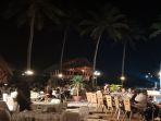 Suasana-di-La-Cove-beach-Resto-dan-Bar-di-Pantai-Lasiana-Kupang.jpg