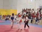 Taekwondoin-Sikka-saat-bertanding-di-Komodo-Open-Tournament-2024-Labuan-Bajo.jpg