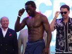 Terence-Crawford-dan-Israil-Madrimov-saat-timbang-badan-perebutan-gelar-Kelas-Welter.jpg