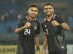 Tersiar-rumor-bahwa-Yakob-Sayuri-dan-Yance-Sayuri-bakal-hengkang.jpg