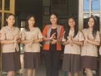 Tim-Tari-SMA-Katolik-Giovanni-Kupang-ok.jpg