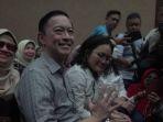Tom-Lembong-dan-Istri-di-Sidang-Tuntutan.jpg