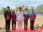 Wabup-SBD-dengan-para-pemenang-lomba-olahraga.jpg