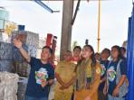 Wakil-Wali-Kota-Kupang-Serena-Francis-kunjungi-bank-sampah.jpg