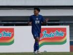 Zulkifli-Lukmansyah-anak-binaan-pelatih-Bojan-Hodak.jpg