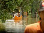 air-belum-surut-ribuan-korban-banjir-di-bandung-masih-bertahan-di-lokasi-pengungsian.jpg