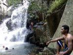 air-terjun-aimitat-maumere-sikka-takjub-setelah-trekking-satu-jam.jpg