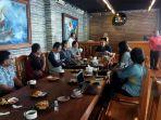 alannya-diskusi-antara-yayasan-pikul-bersama-lembaga-pendidikan-dan-media.jpg